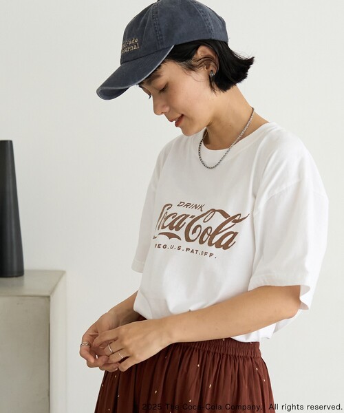 FREAK'S STORE(フリークスストア)の「Coca-Cola Logo T-shirt/コカ・コーラ ロゴTシャツ(Tシャツ/カットソー・レディース・オフホワイト/ブラウン・フリ-)」の4枚目の写真