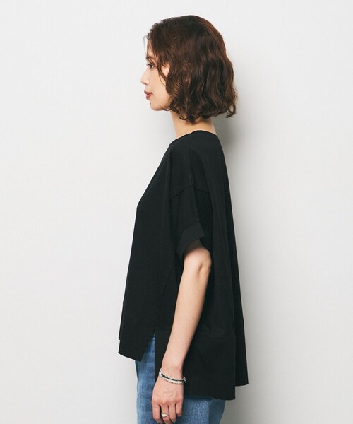 UNTITLED(アンタイトル)の「【Audrey and John Wad】ダブルシルケット天竺デザインプルオーバー(Tシャツ/カットソー・レディース・ホワイト/ブラック・02)」の13枚目の写真