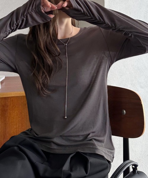 Eclat one(エクラワン)の「【Eclat one】袖口シャーリング シアー カットソー(Tシャツ/カットソー・レディース・ブラック/オフホワイト/チャコールグレー・M)」の11枚目の写真