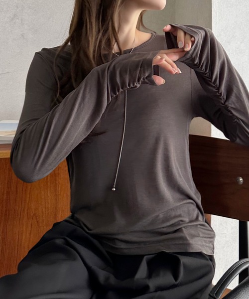 Eclat one(エクラワン)の「【Eclat one】袖口シャーリング シアー カットソー(Tシャツ/カットソー・レディース・ブラック/オフホワイト/チャコールグレー・M)」の12枚目の写真