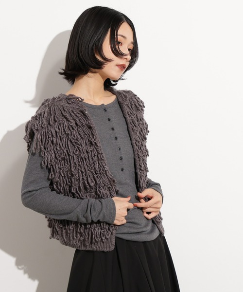 N.(N. Natural Beauty Basic)(エヌエヌナチュラルビューティーベーシック)の「ループニットベスト(ベスト・レディース・チャコールグレー/ベージュ・MEDIUM)」の2枚目の写真