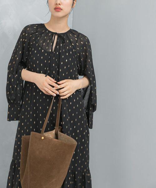 URBAN RESEARCH ROSSO WOMEN（アーバンリサーチ　ロッソ）の「ラメシアーデザインスリーブロングワンピース（ワンピース・レディース・ブラック・FREE）」の7枚目の写真