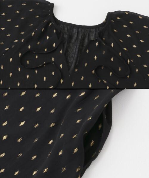 URBAN RESEARCH ROSSO WOMEN（アーバンリサーチ　ロッソ）の「ラメシアーデザインスリーブロングワンピース（ワンピース・レディース・ブラック・FREE）」の17枚目の写真