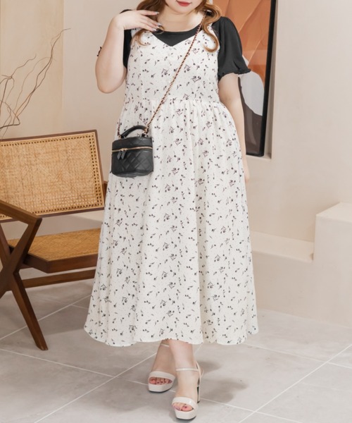 CLETTE(クレット)の「CLETTEオリジナルチューリップ柄キャミワンピース(ワンピース・レディース・ブラック/オフホワイト・4L/3L/LL)」の1枚目の写真