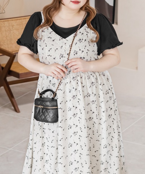 CLETTE(クレット)の「CLETTEオリジナルチューリップ柄キャミワンピース(ワンピース・レディース・ブラック/オフホワイト・4L/3L/LL)」の5枚目の写真
