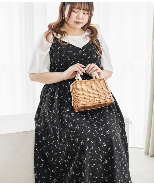 CLETTE(クレット)の「CLETTEオリジナルチューリップ柄キャミワンピース(ワンピース・レディース・ブラック/オフホワイト・4L/3L/LL)」の12枚目の写真