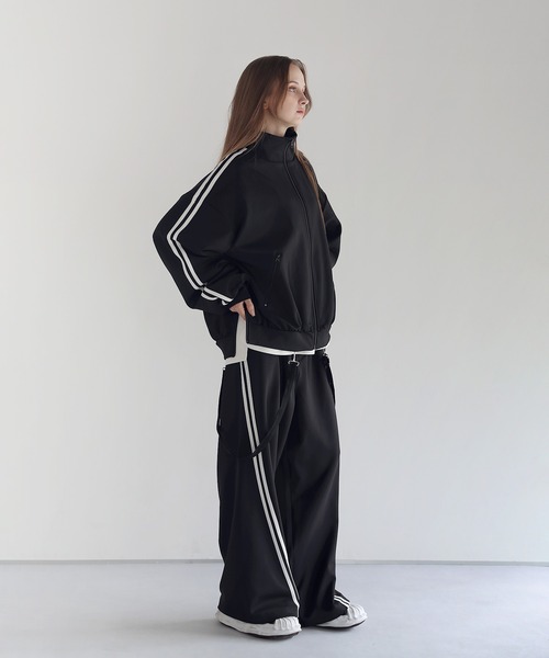 LILL（リル）の「オーバーサイズカーブトラックパンツ（その他パンツ・メンズ・ブラック×パープル/ホワイト/ブラック・M/S/XL/L）」の9枚目の写真