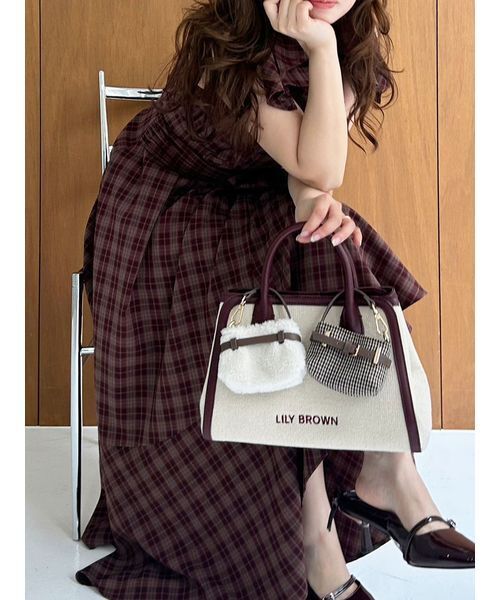 LILY BROWN（リリーブラウン）の「ロゴ刺繍バリエーショントートバッグ（トートバッグ・レディース・ベージュ/アイボリー/ブラック・F）」の17枚目の写真