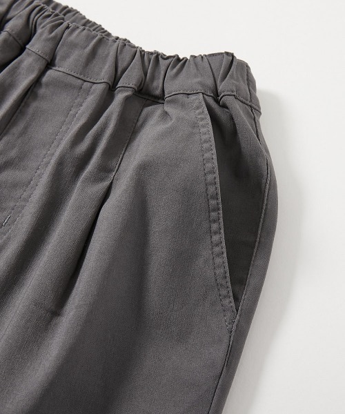 devirock（デビロック）の「よくばりストレッチ ツイル ルーズタックパンツ（チノパンツ・キッズ・ブラック/ダークオリーブ/パープル系/チャコール/ベージュ系/テラコッタ・100cm/110cm/120cm/130cm/140cm/150cm/160cm）」の15枚目の写真