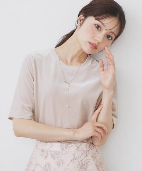 index(インデックス)の「《andGIRL掲載》ベロアボクシーTシャツ【洗濯機洗い可】(Tシャツ/カットソー・レディース・ライトグリーン/チャコールグレー/ダークグリーン/ナチュラル・42/40/38/36)」の2枚目の写真