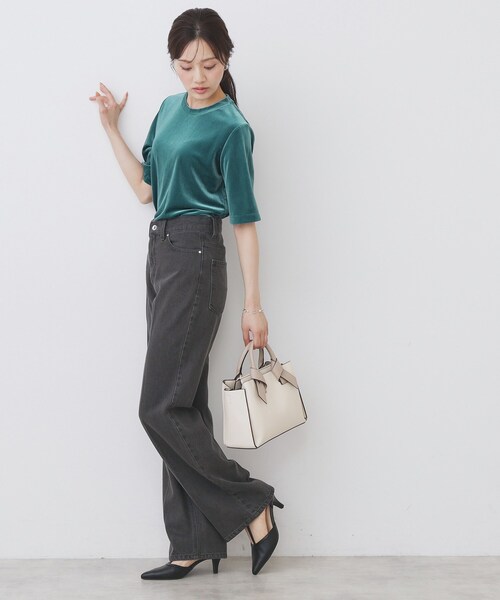index(インデックス)の「《andGIRL掲載》ベロアボクシーTシャツ【洗濯機洗い可】(Tシャツ/カットソー・レディース・ライトグリーン/チャコールグレー/ダークグリーン/ナチュラル・42/40/38/36)」の15枚目の写真