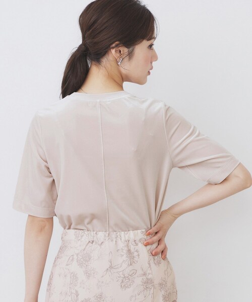 index(インデックス)の「《andGIRL掲載》ベロアボクシーTシャツ【洗濯機洗い可】(Tシャツ/カットソー・レディース・ライトグリーン/チャコールグレー/ダークグリーン/ナチュラル・42/40/38/36)」の17枚目の写真