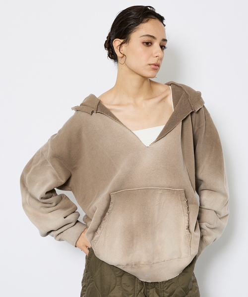 Johnbull(ジョンブル)の「【JOHNBULL/ジョンブル】ヴィンテージカラー スウェット/ プルオーバーパーカー /裏毛 フーディ /ユニセックス /ピグメントダイ加工(スウェット・メンズ・ブルー/ピンク/ブラウン/オレンジ・M/L)」の2枚目の写真