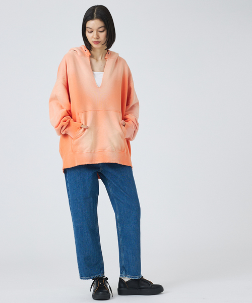 Johnbull(ジョンブル)の「【JOHNBULL/ジョンブル】ヴィンテージカラー スウェット/ プルオーバーパーカー /裏毛 フーディ /ユニセックス /ピグメントダイ加工(スウェット・メンズ・ブルー/ピンク/ブラウン/オレンジ・M/L)」の7枚目の写真