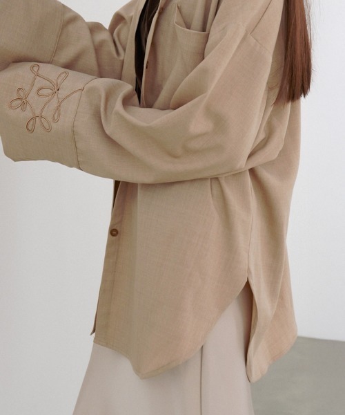 コード刺しゅうワイドカフスオーバーシャツ(シャツ/ブラウス)|Bab コード刺しゅうワイドカフスオーバーシャツ(シャツ/ブラウス)|Bab