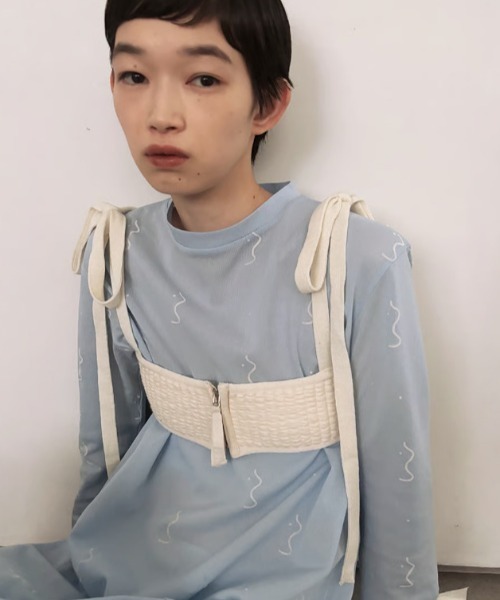 PoI(ポイ)の「【POI】Quilting ribbon bustier キルティングリボンビスチェ(ベスト・レディース・ホワイト/ブラック・FREE)」の2枚目の写真