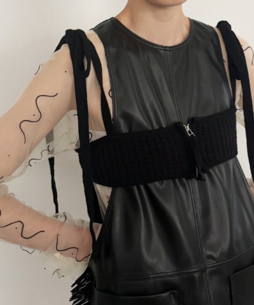 PoI(ポイ)の「【POI】Quilting ribbon bustier キルティングリボンビスチェ(ベスト・レディース・ホワイト/ブラック・FREE)」の14枚目の写真