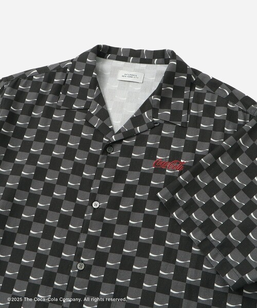 Coca Cola（コカコーラ）の「Coca-Cola 70s DRD All Over Printed Shirt（シャツ/ブラウス・メンズ・ブラック系その他・XL/M/L/S）」の11枚目の写真