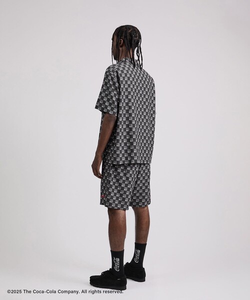 Coca Cola（コカコーラ）の「Coca-Cola 70s DRD All Over Printed Shirt（シャツ/ブラウス・メンズ・ブラック系その他・XL/M/L/S）」の5枚目の写真