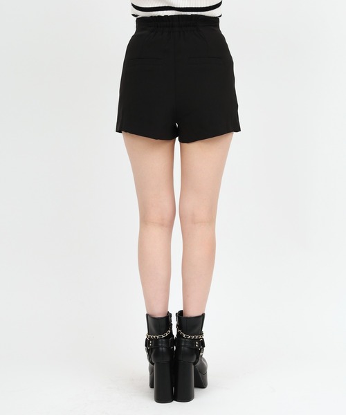 ROYAL PARTY（ロイヤルパーティー）の「スリットショートパンツ（その他パンツ・レディース・オフホワイト/ブラック・FREE）」の5枚目の写真