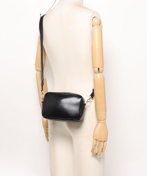Burner(バーナー)の「【OKUOKU 0909】ミニポーチ付き ショルダーバッグ oku-bag-8-22【RBTS】(ショルダーバッグ・レディース・ブラック・FREE)」の6枚目の写真