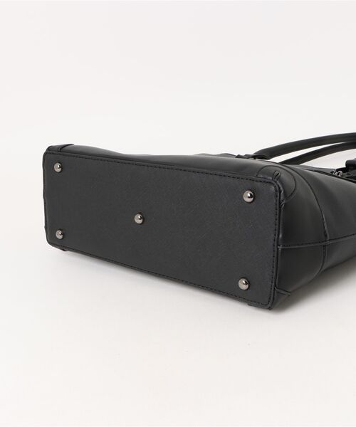 m.f.editorial（エムエフエディトリアル）の「【A4対応】m.f.エディトリアル メンズ サフィアーノ型押し トートバッグ（トートバッグ・メンズ・ブラック/グレー系その他2・FREE）」の4枚目の写真