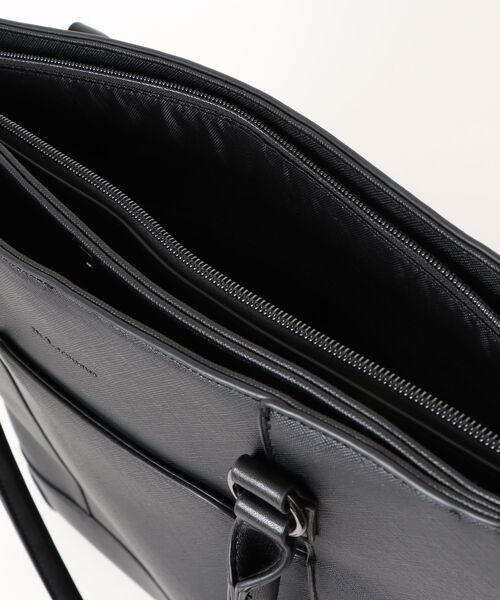 m.f.editorial（エムエフエディトリアル）の「【A4対応】m.f.エディトリアル メンズ サフィアーノ型押し トートバッグ（トートバッグ・メンズ・ブラック/グレー系その他2・FREE）」の5枚目の写真