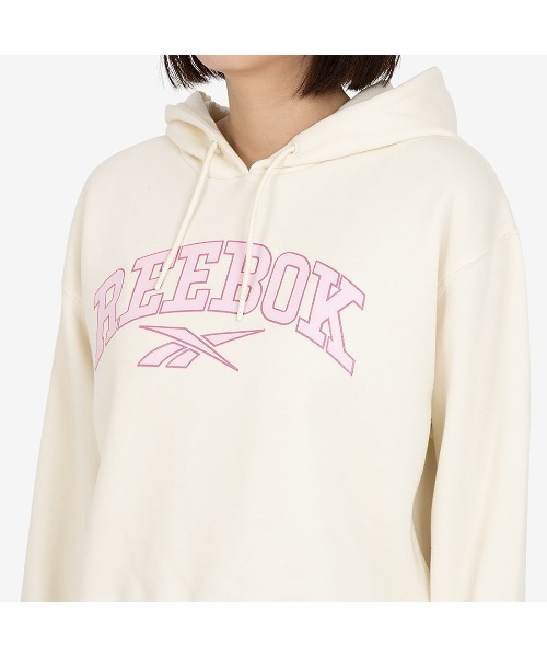 Reebok(リーボック)の「バーシティー ロゴ フーディー / SHEKIRA VARSITY HOODY(パーカー・レディース・グリーン/オフホワイト/ブラック・MEDIUM/SMALL/X-SMALL)」の6枚目の写真