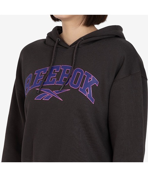 Reebok(リーボック)の「バーシティー ロゴ フーディー / SHEKIRA VARSITY HOODY(パーカー・レディース・グリーン/オフホワイト/ブラック・MEDIUM/SMALL/X-SMALL)」の18枚目の写真