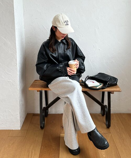 DISCOAT（ディスコート）の「【ユニセックス】コーデュロイスーベニアキャップ（キャップ・レディース・アイボリー/ブラック/ブラウン/ベージュ・FREE）」の11枚目の写真