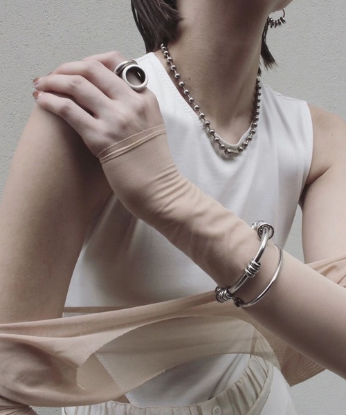 コイル バングル / Coil bangle（バングル/リストバンド）｜Soierie