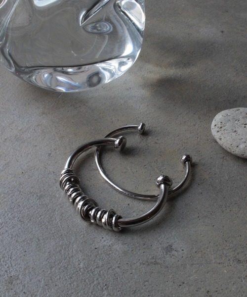 Soierie(ソワリー)の「コイル バングル / Coil bangle(バングル/リストバンド・レディース・シルバー×ゴールド/シルバー・MENS/WOMENS)」の14枚目の写真
