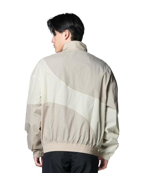 UNDER ARMOUR(アンダーアーマー)の「UAレガシー クリンクル ジャケット(トレーニング/メンズ)(その他アウター・メンズ・ベージュ系・L/XL/M/S/2XL)」の2枚目の写真