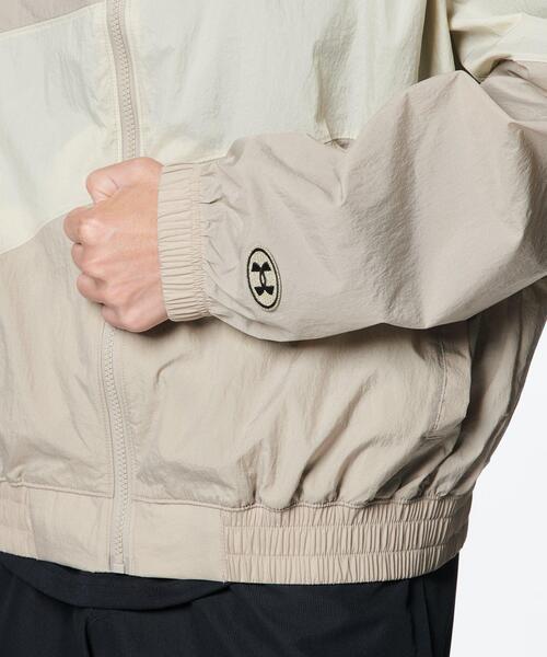 UNDER ARMOUR(アンダーアーマー)の「UAレガシー クリンクル ジャケット(トレーニング/メンズ)(その他アウター・メンズ・ベージュ系・L/XL/M/S/2XL)」の8枚目の写真