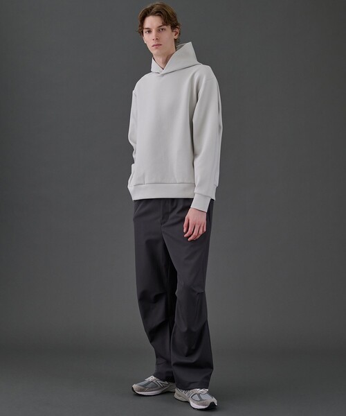 UNITED TOKYO（ユナイテッドトウキョウ）の「CLEAR WOOL パラシュートパンツ |冬服/ウール/ワイド/２WAY/タック/大人カジュアル（その他パンツ・メンズ・ブラック/ダークグレー・1/2）」の7枚目の写真