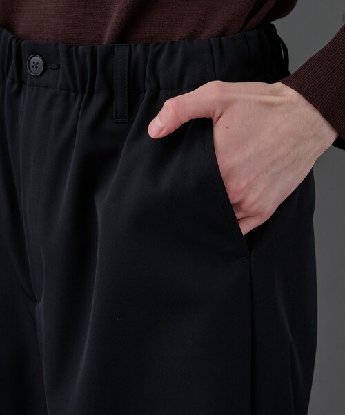 UNITED TOKYO（ユナイテッドトウキョウ）の「CLEAR WOOL パラシュートパンツ |冬服/ウール/ワイド/２WAY/タック/大人カジュアル（その他パンツ・メンズ・ブラック/ダークグレー・1/2）」の21枚目の写真