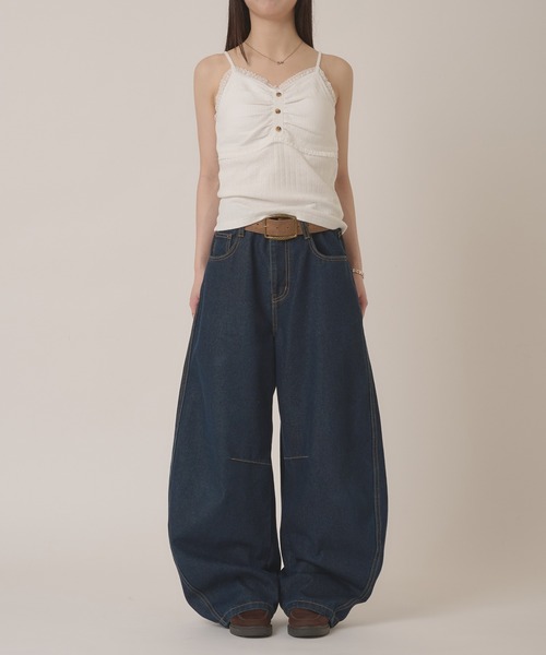 hazyl(ヘイジル)の「stitch curve pants / ステッチカーブパンツ(デニムパンツ・レディース・ブラウン系その他/ブルー/オフホワイト/ベージュ/ブルー系その他・SMALL/MEDIUM)」の13枚目の写真