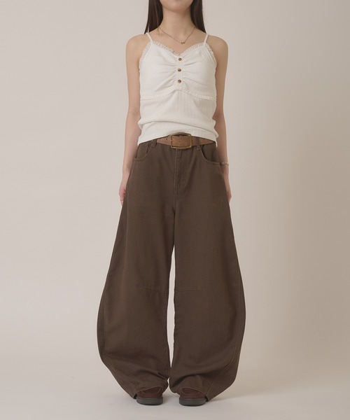 hazyl(ヘイジル)の「stitch curve pants / ステッチカーブパンツ hazyl(ヘイジル)の「stitch curve pants / ステッチカーブパンツ
