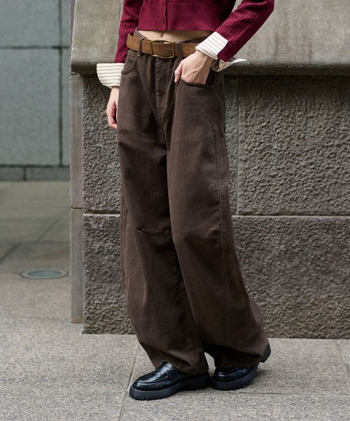 hazyl（ヘイジル）の「stitch curve pants / ステッチカーブパンツ（デニムパンツ・レディース・ブラウン系その他/ブルー/オフホワイト・SMALL/MEDIUM）」の16枚目の写真