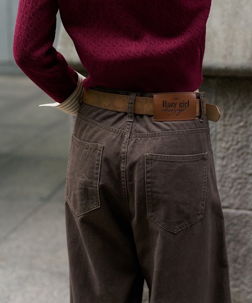 hazyl（ヘイジル）の「stitch curve pants / ステッチカーブパンツ（デニムパンツ・レディース・ブラウン系その他/ブルー/オフホワイト・SMALL/MEDIUM）」の18枚目の写真