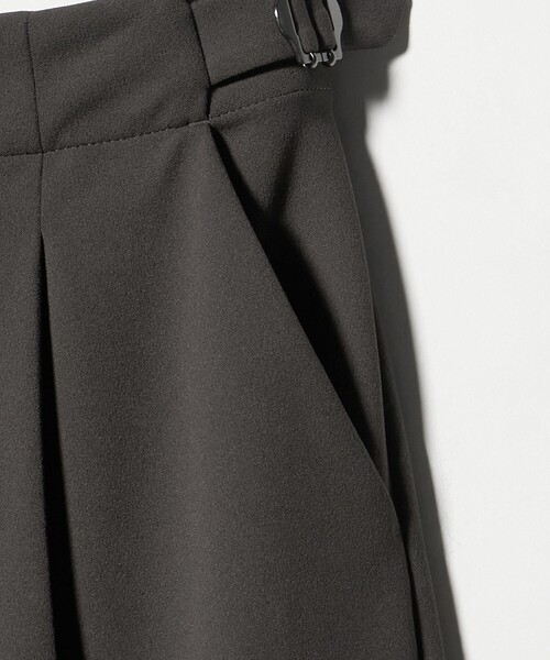A DAY IN THE LIFE UNITED ARROWS（アデイインザライフユナイテッドアローズ）の「カットジョーゼット タックワイドパンツ ＜A DAY IN THE LIFE＞（その他パンツ・レディース・ダークブラウン/ネイビー・36/40/38）」の13枚目の写真