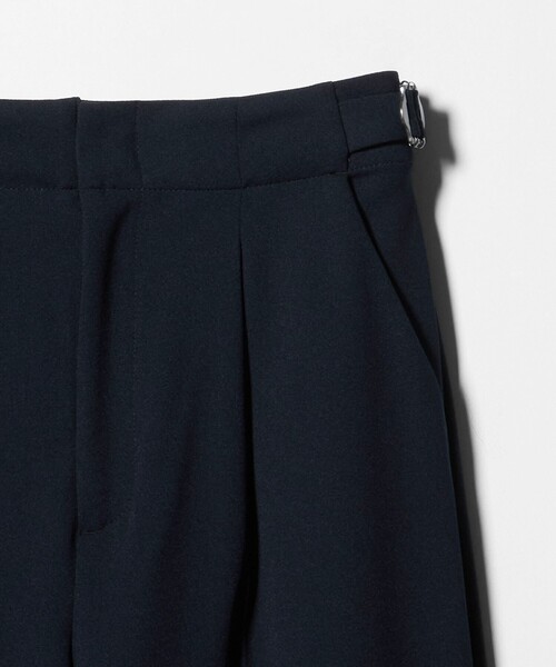 A DAY IN THE LIFE UNITED ARROWS（アデイインザライフユナイテッドアローズ）の「カットジョーゼット タックワイドパンツ ＜A DAY IN THE LIFE＞（その他パンツ・レディース・ダークブラウン/ネイビー・36/40/38）」の4枚目の写真
