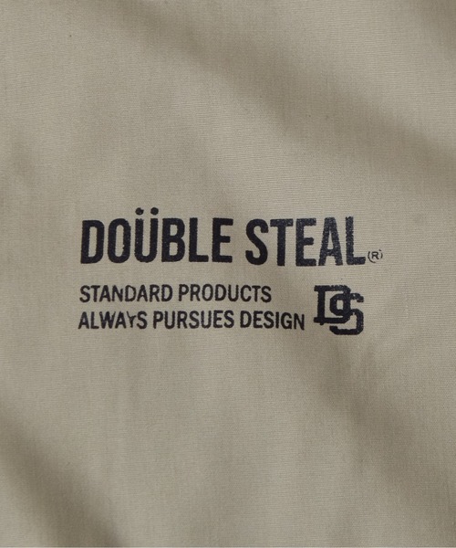 DOUBLE STEAL(ダブルスティール)の「DSロゴプリントコーチジャケット(その他アウター・メンズ・ベージュ/ブラック・MEDIUM/LARGE)」の4枚目の写真