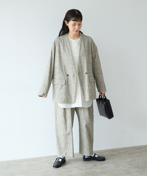 yuni(ユニ )の「slab nep tweed no collarジャケット(ノーカラージャケット・レディース・グレー/ベージュ・FREE)」の4枚目の写真