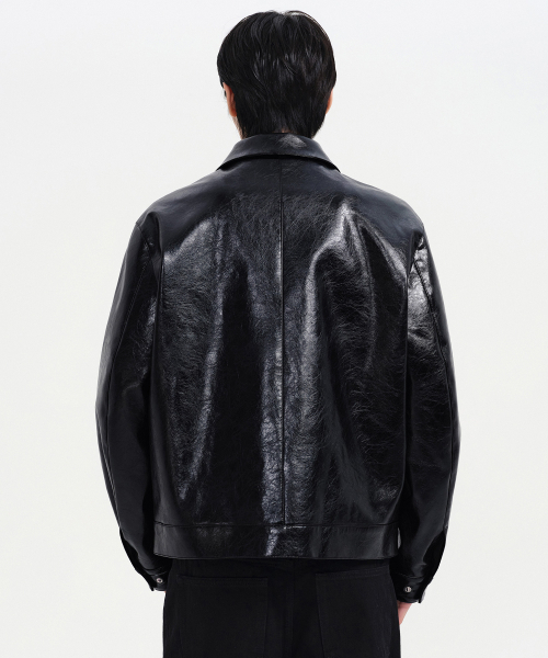 MUSINSA STANDARD（ムシンサスタンダード）の「ペイタントシンセティックレザーシングルジャケット[ブラック]（ライダースジャケット・メンズ・その他・MEDIUM/LARGE/X-LARGE/XX-LARGE）」の3枚目の写真