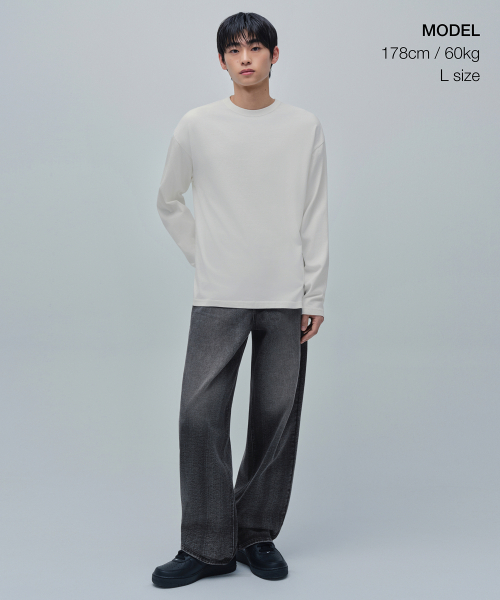 MUSINSA STANDARD（ムシンサスタンダード）の「ピグメントリラックスドクルーネック長袖Tシャツ[オフホワイト]（Tシャツ/カットソー・メンズ・その他・MEDIUM/LARGE/X-LARGE/XX-LARGE/XXX-LARGE/SMALL）」の2枚目の写真