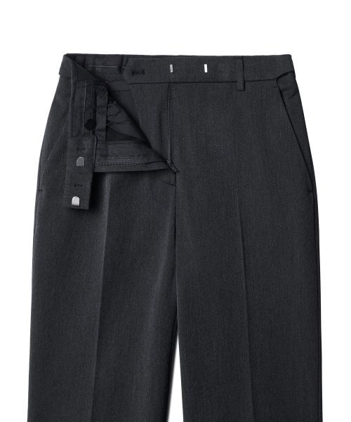MUSINSA STANDARD WOMAN（ムシンサスタンダードウーマン）の「女性のヘビー級インナーナッピングスリムストレート隠しバンディングスラックス[チャコールグレー]（スラックス・レディース・その他・25/26/27/28/29/30/31/24）」の3枚目の写真