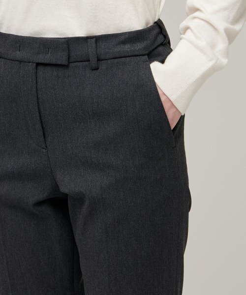 MUSINSA STANDARD WOMAN（ムシンサスタンダードウーマン）の「女性のヘビー級インナーナッピングスリムストレート隠しバンディングスラックス[チャコールグレー]（スラックス・レディース・その他・25/26/27/28/29/30/31/24）」の4枚目の写真