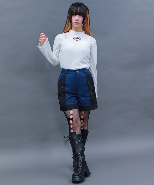 NIBBLE POISON（ニブルポイズン）の「刺繍バイカラーショートパンツ（その他パンツ・レディース・パープル/ネイビー/ワイン・MEDIUM）」の13枚目の写真