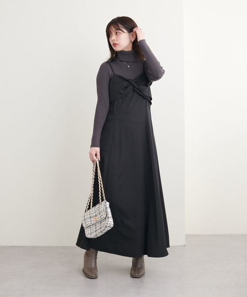 natural couture（ナチュラルクチュール）の「〈osono〉ねじりリボンキャミワンピース（ワンピース・レディース・ブラック/アイボリー/グレー・MEDIUM/LARGE）」の14枚目の写真